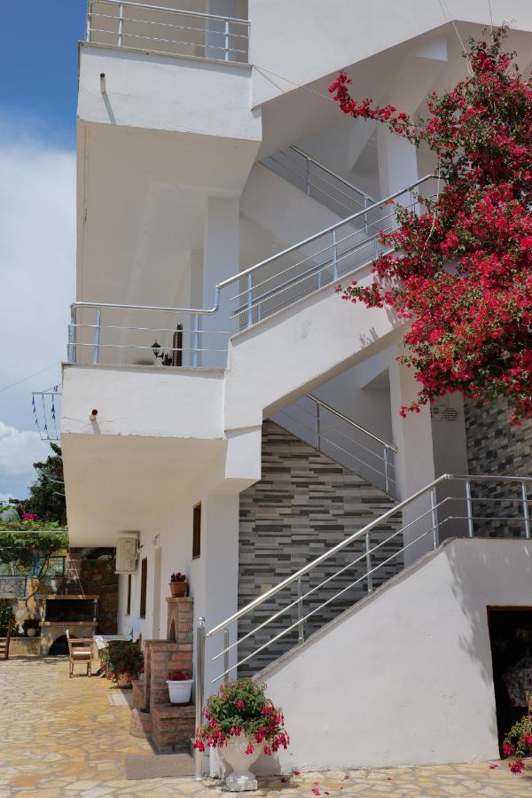 Vila Genci Ksamil Exterior photo
